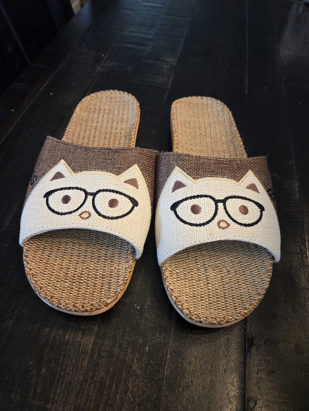 Women's Boss Cat Face Slide Sandals in Beige and Brown Womans 13-13.5 44-45